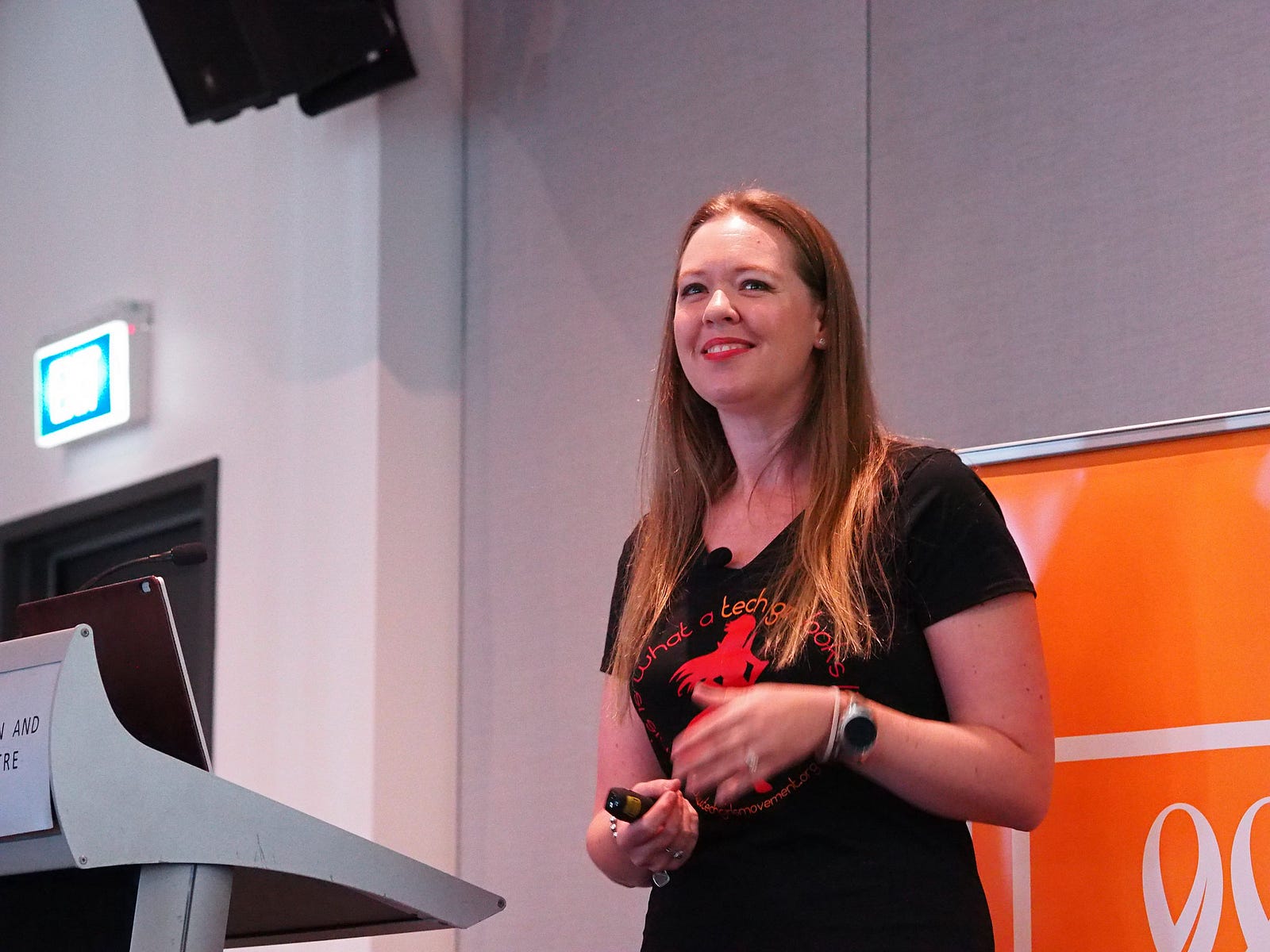 Donna Edwards presenting at DDD Perth 2017 (DDD Perth Flickr Album)